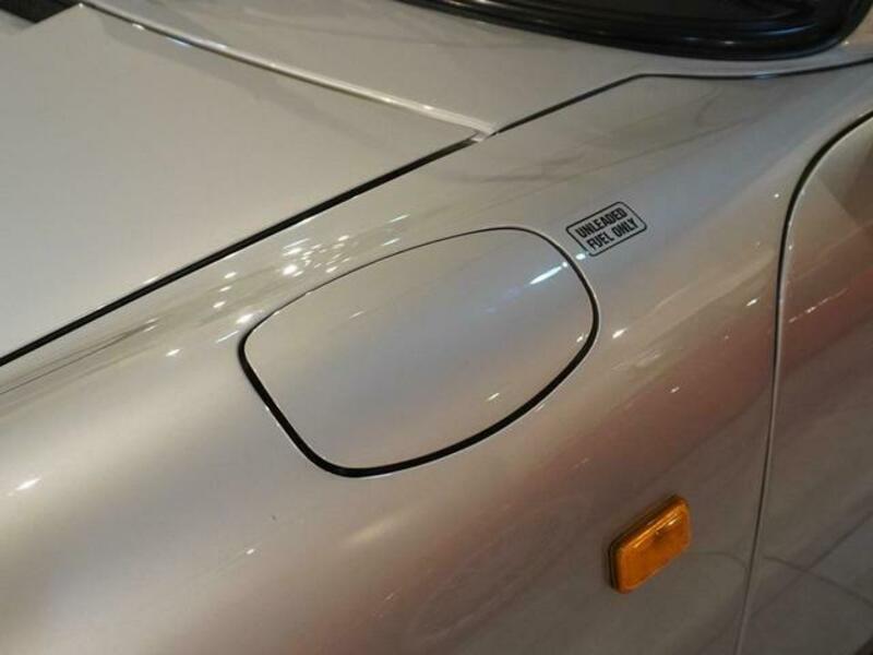 911