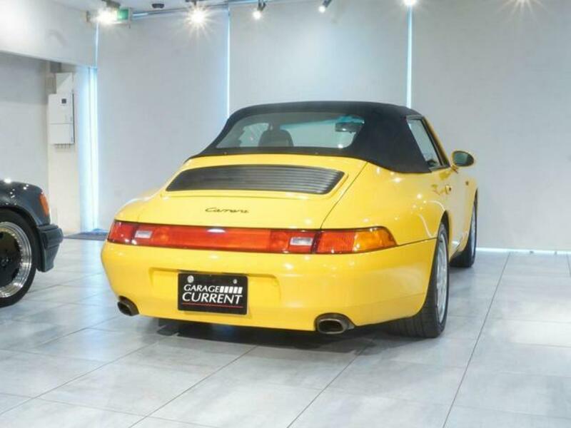 911