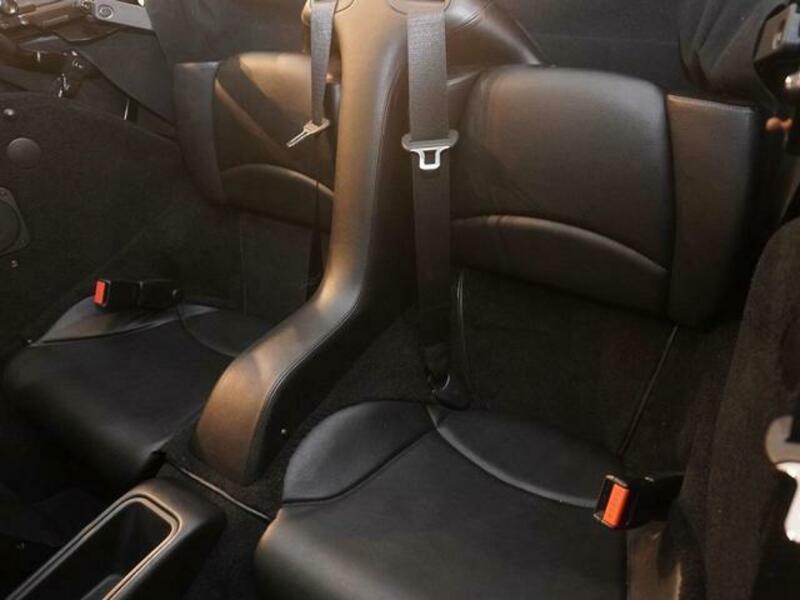 911