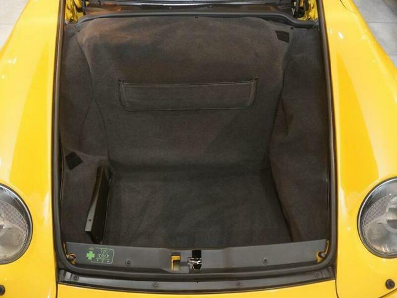 911