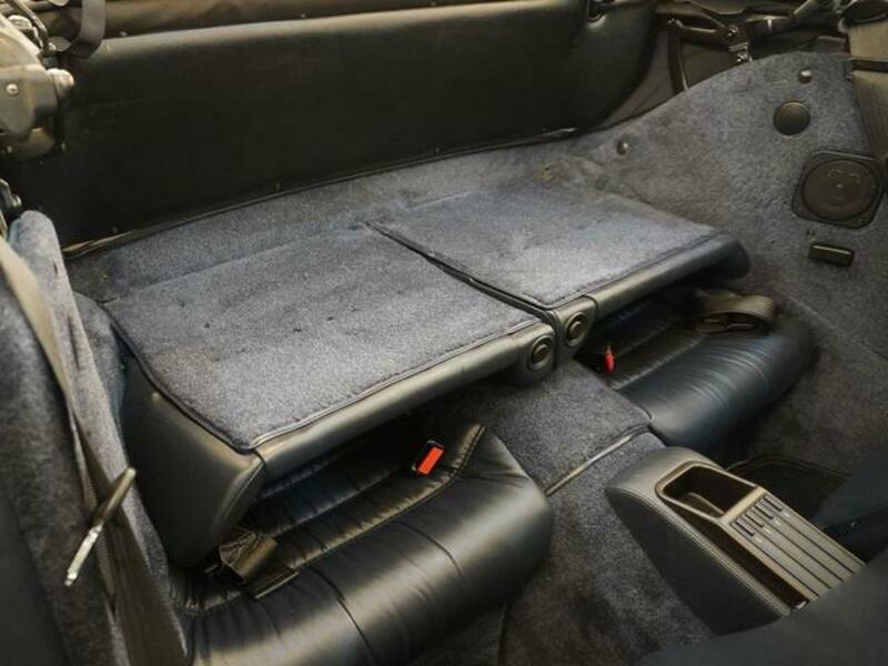 911