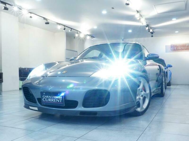 911