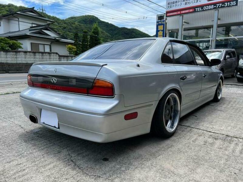 INFINITI Q45
