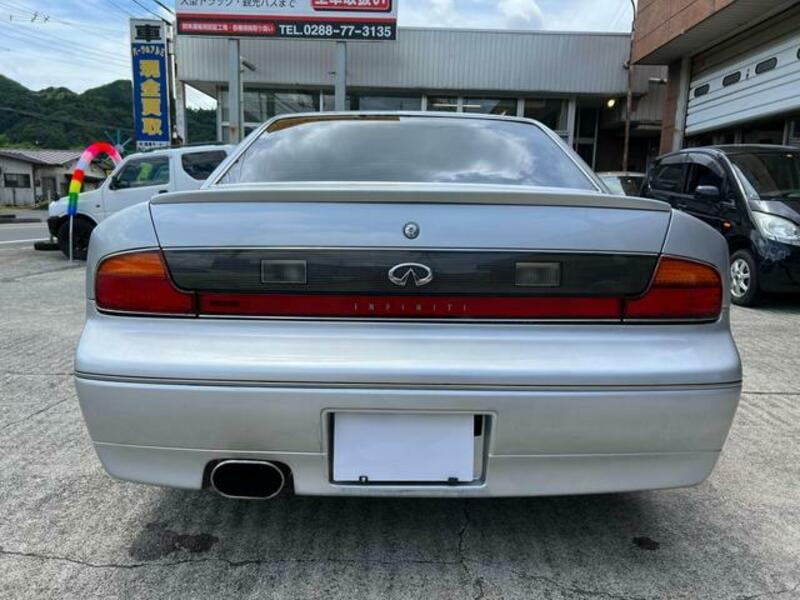 INFINITI Q45