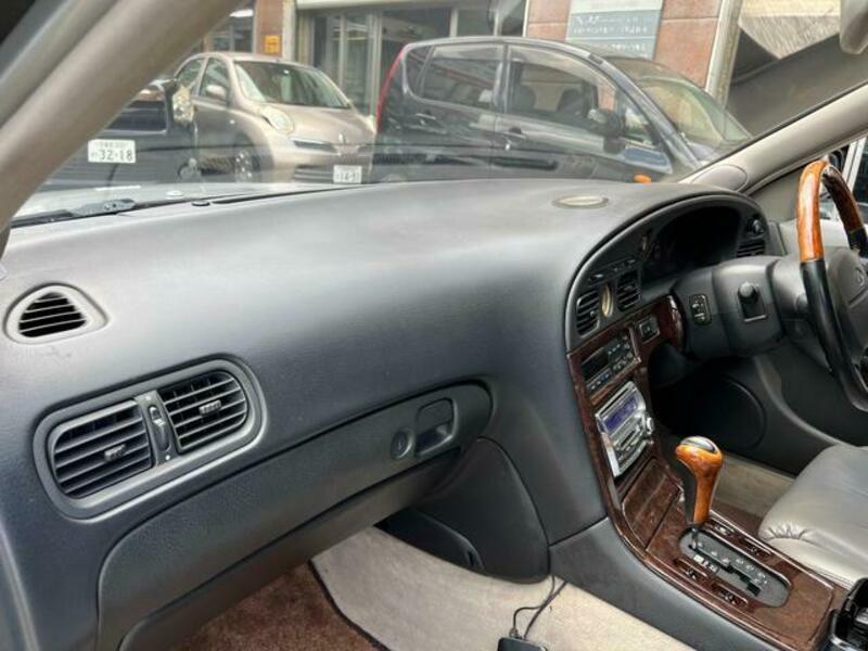 INFINITI Q45