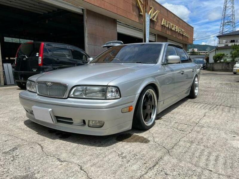 NISSAN INFINITI Q45