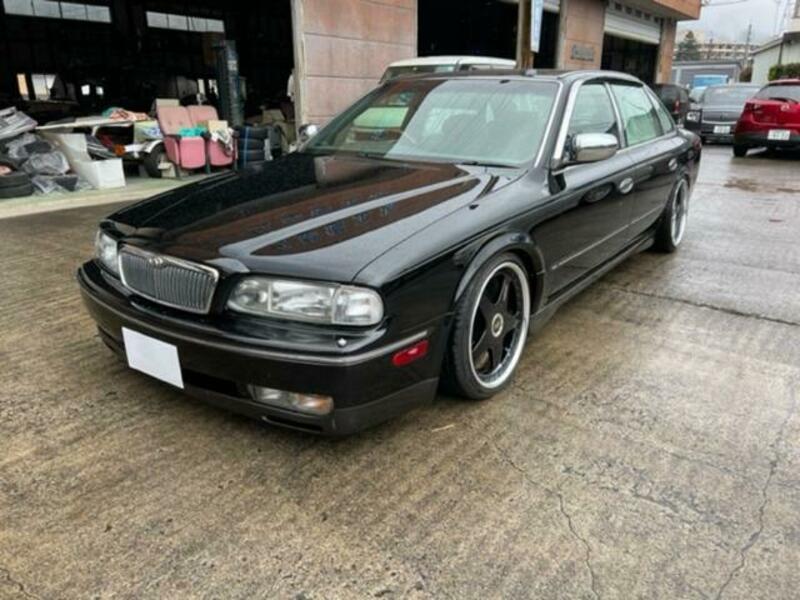 NISSAN PRESIDENT