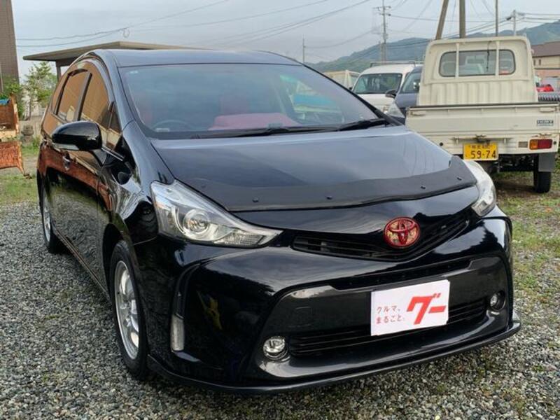 PRIUS ALPHA