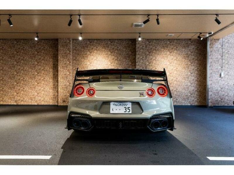GT-R