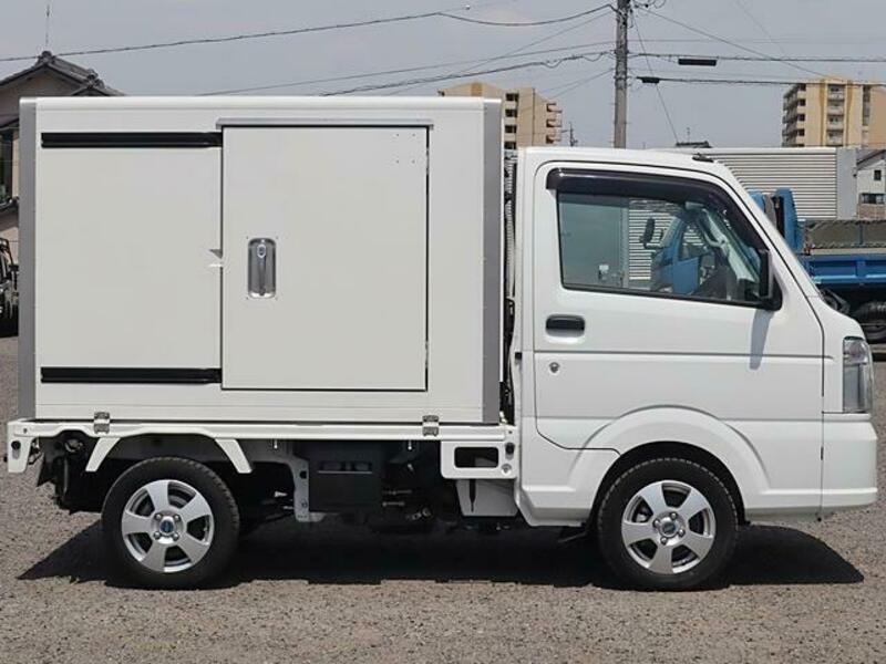 CARRY TRUCK