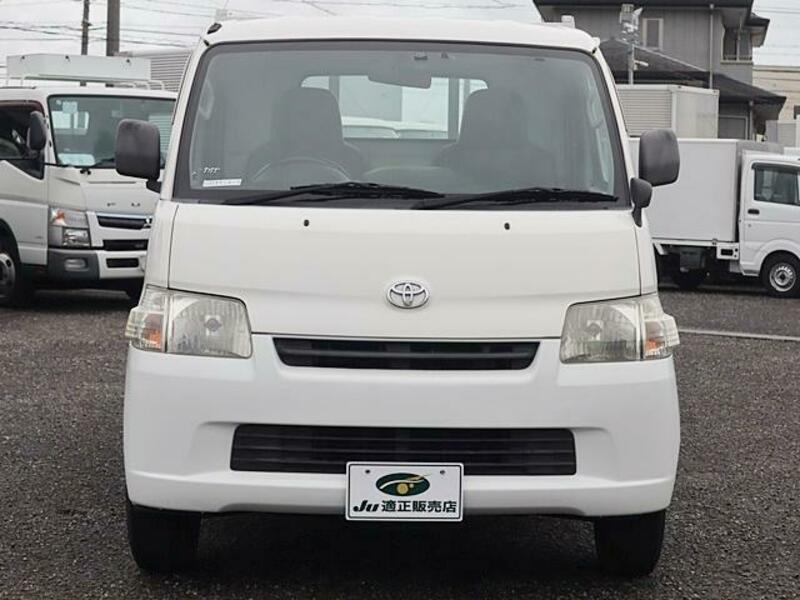 TOWNACE TRUCK