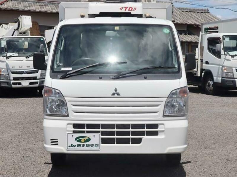 MINICAB TRUCK