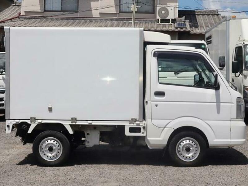MINICAB TRUCK