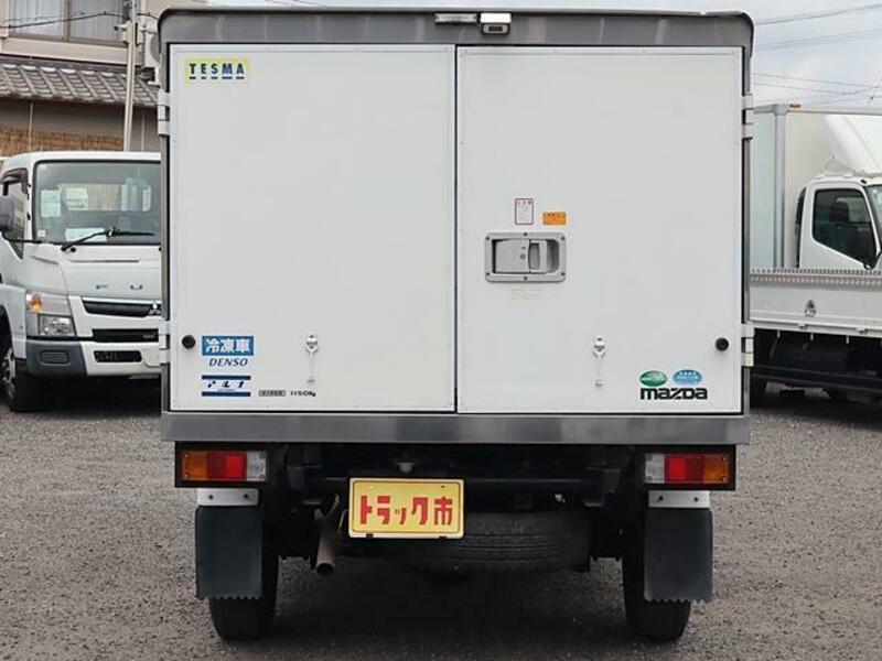 BONGO TRUCK