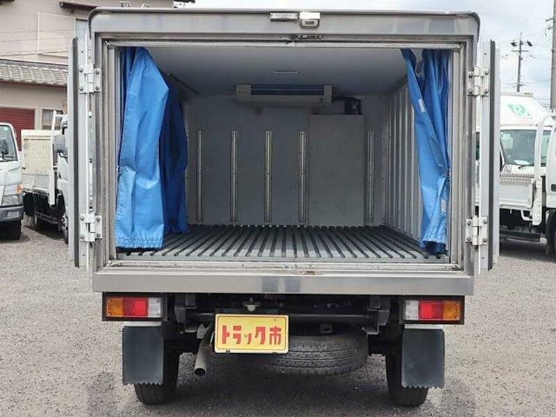 BONGO TRUCK