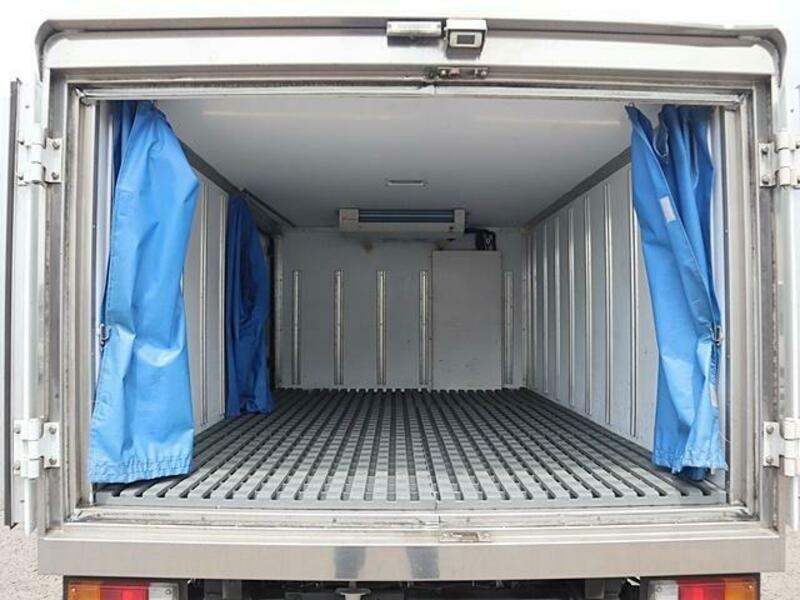 BONGO TRUCK