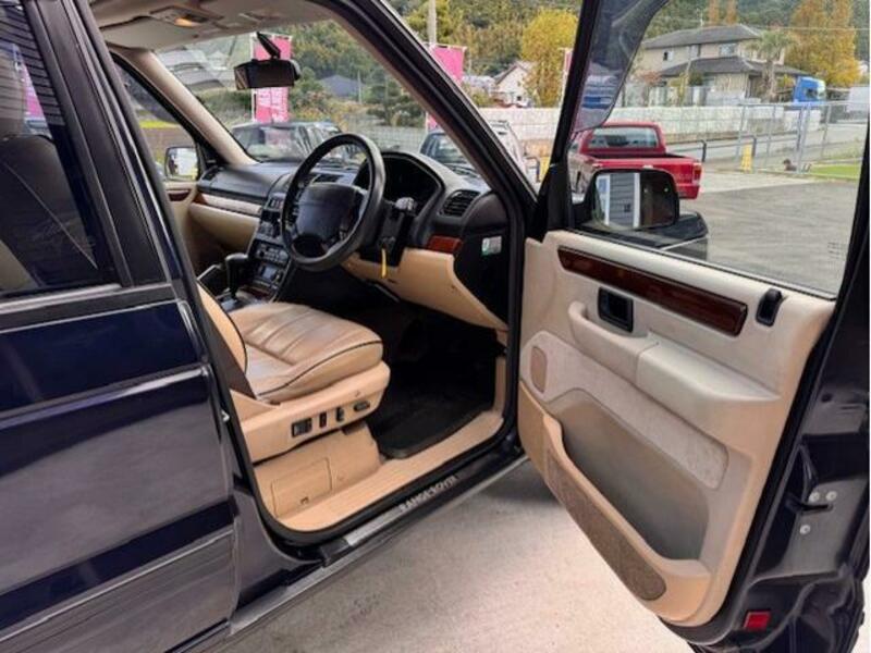 RANGE ROVER