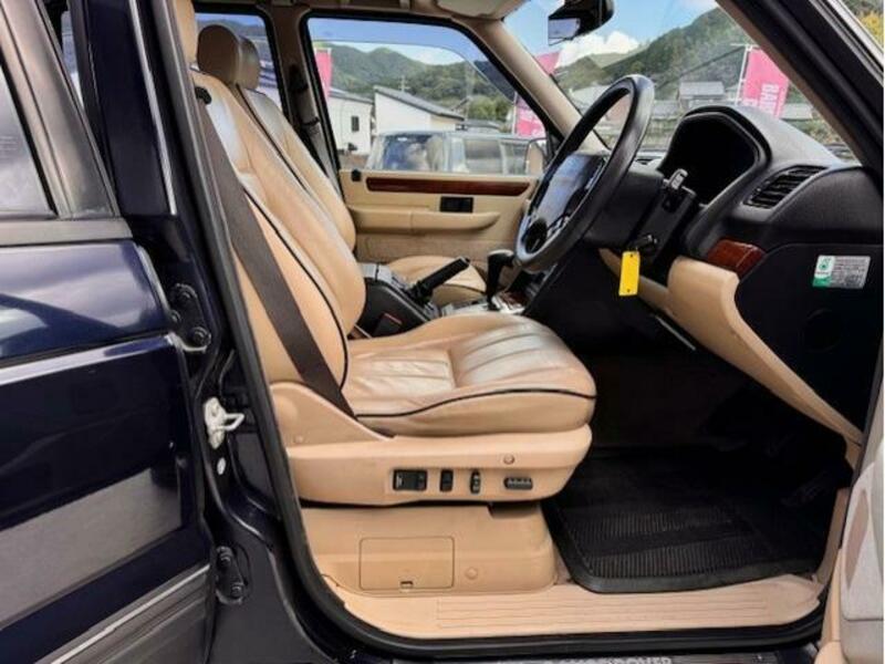 RANGE ROVER