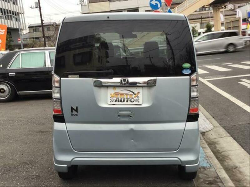 N BOX