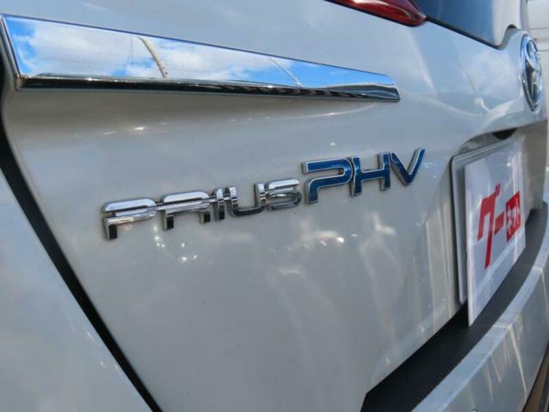 PRIUS PHV