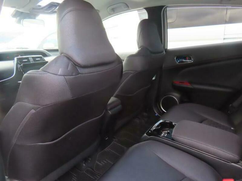 PRIUS PHV