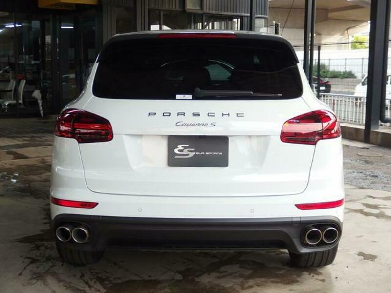 CAYENNE