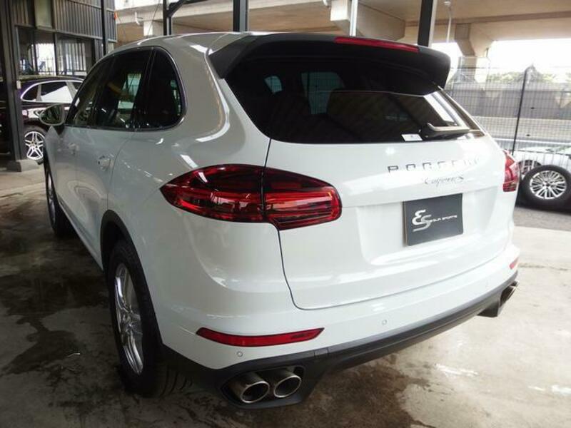 CAYENNE
