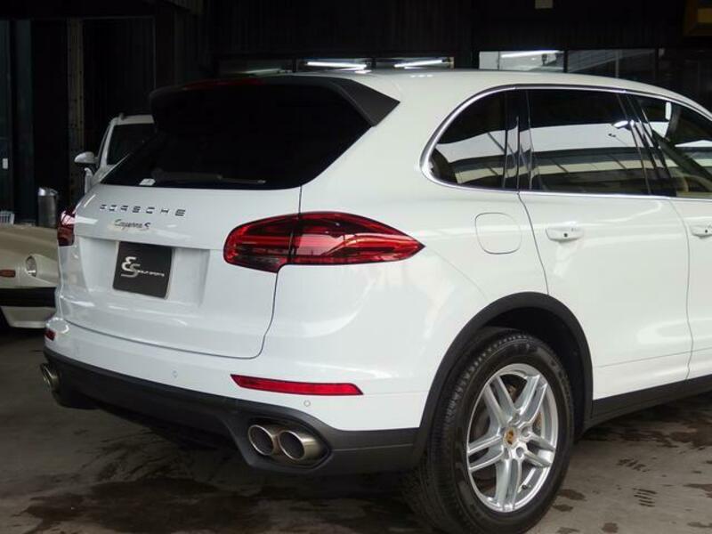 CAYENNE