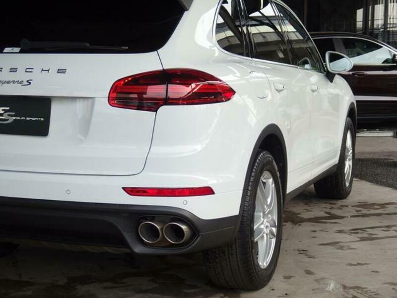 CAYENNE