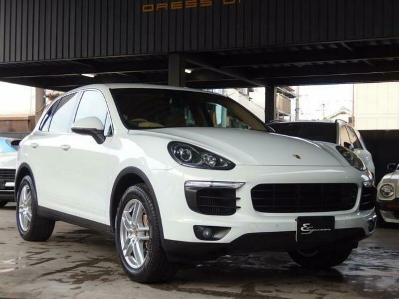 PORSCHE CAYENNE
