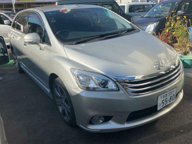 TOYOTA MARK X ZIO