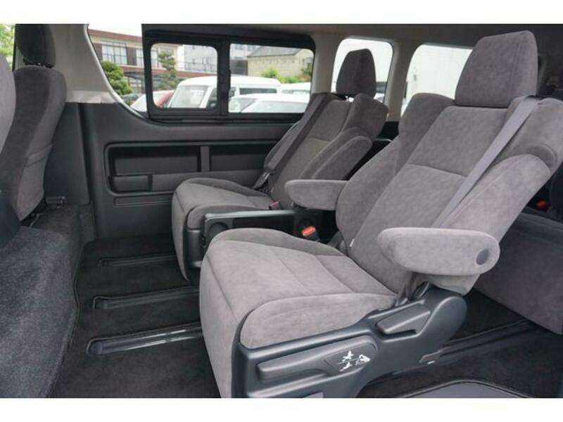 HIACE WAGON