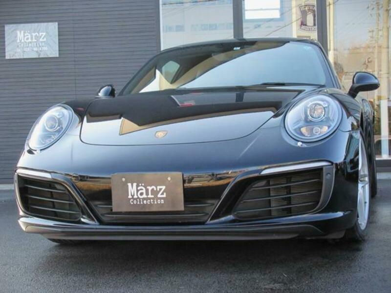 911