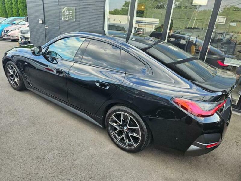 4 SERIES