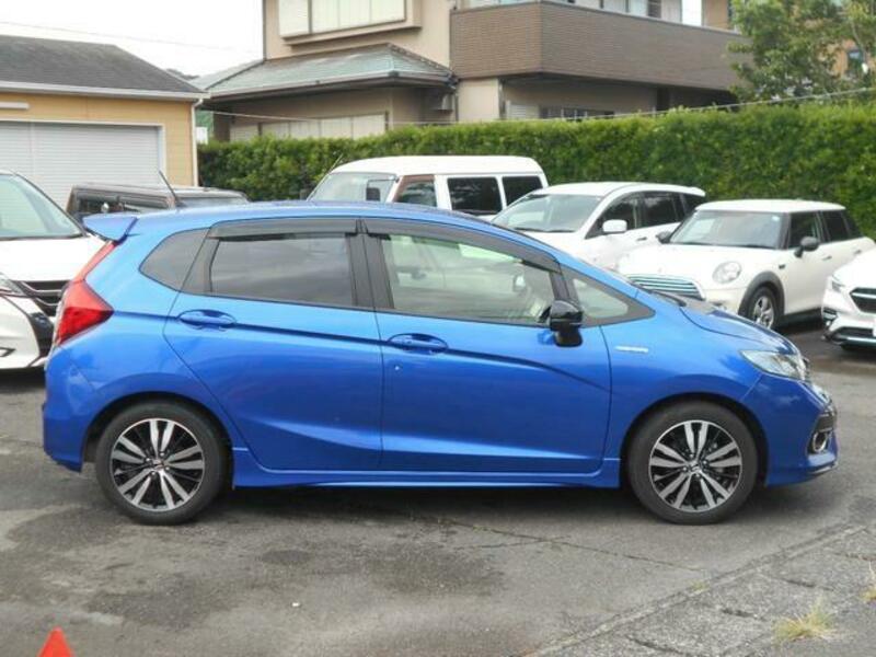 FIT HYBRID