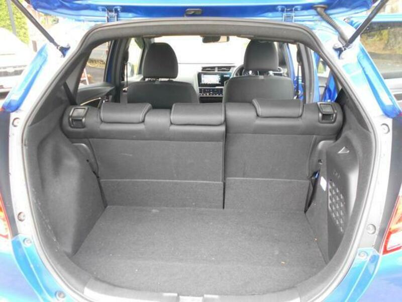 FIT HYBRID