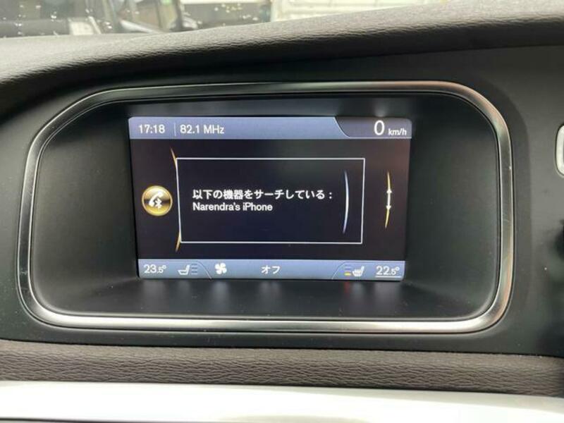 V40