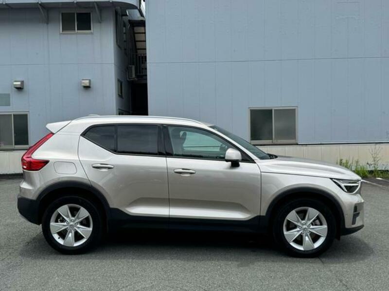 XC40