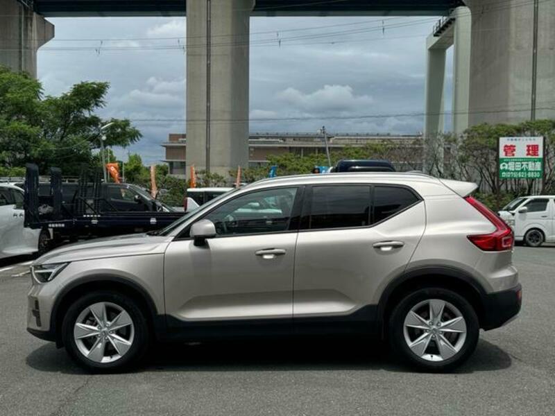 XC40