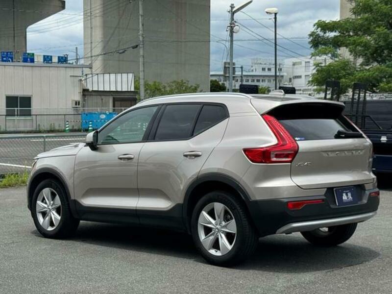 XC40