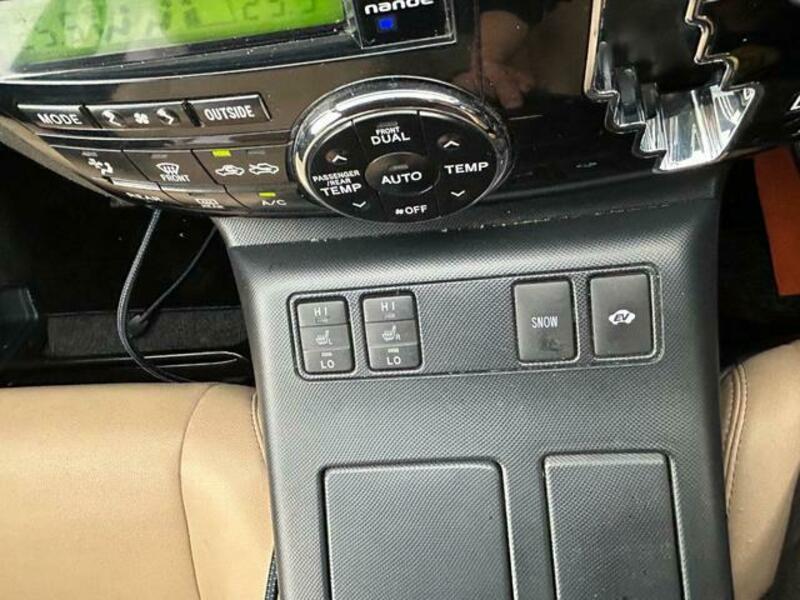 ESTIMA HYBRID