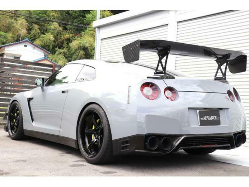 GT-R