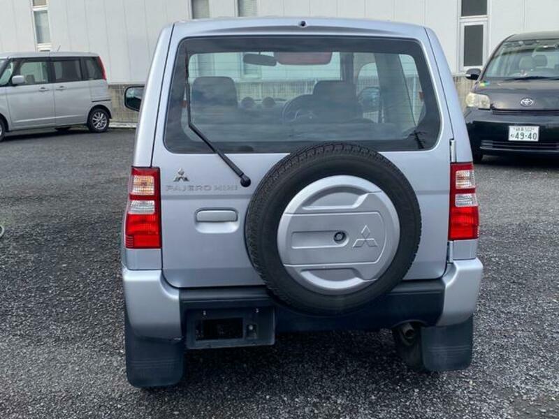 PAJERO MINI