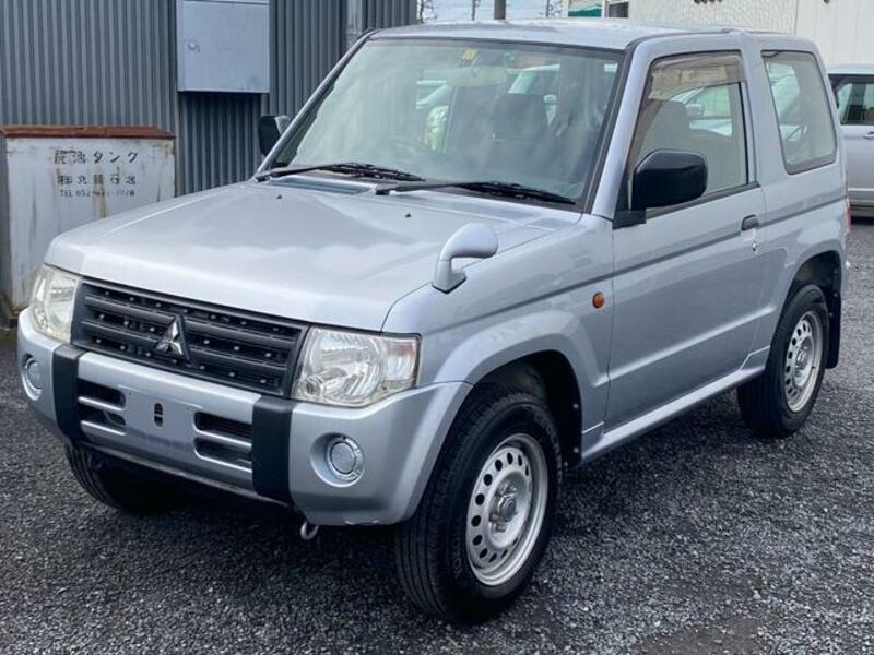 MITSUBISHI PAJERO MINI