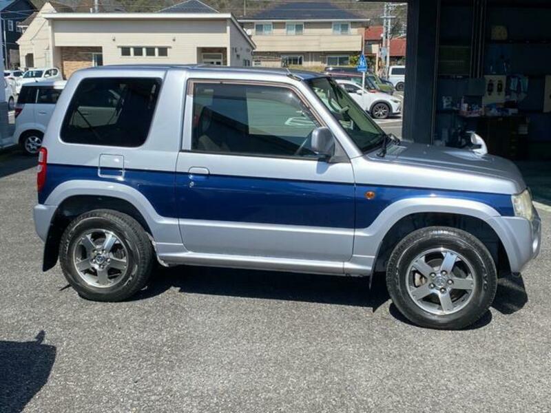 PAJERO MINI