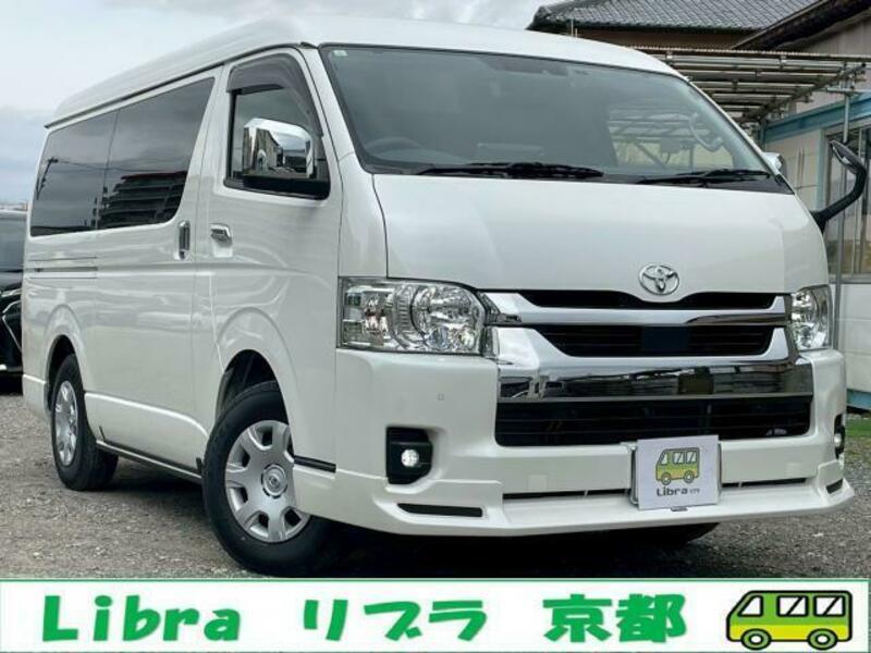 TOYOTA HIACE WAGON
