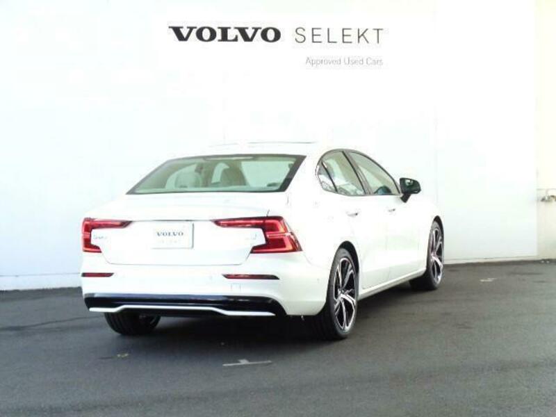 S60