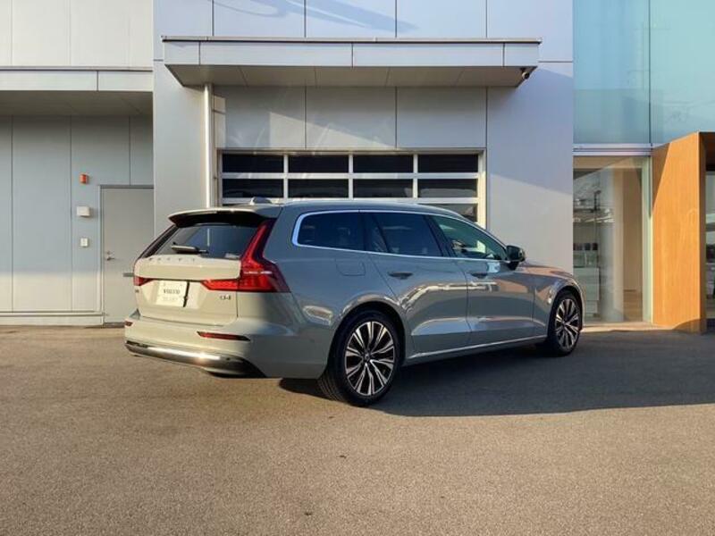 V60