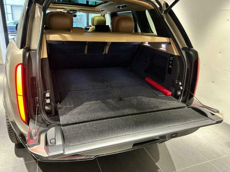 RANGE ROVER