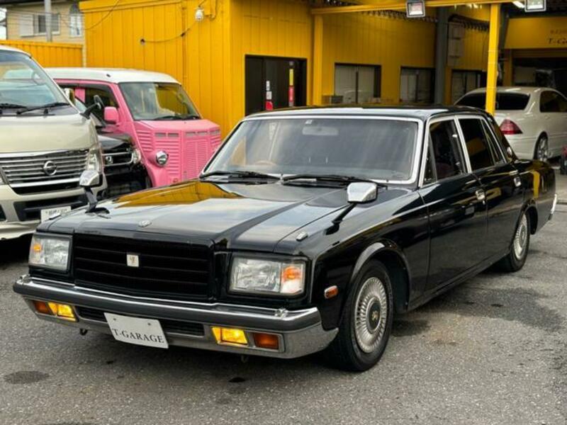 TOYOTA CENTURY
